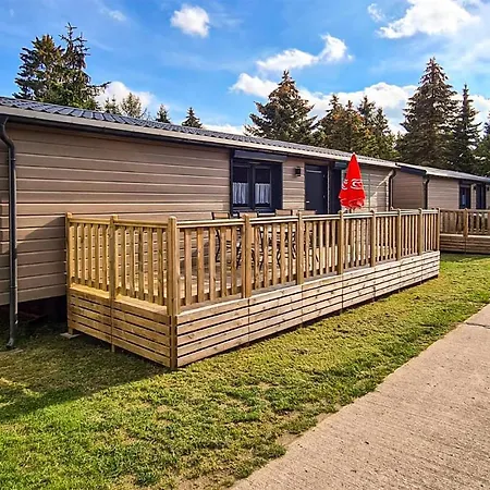 2 Bedroom Gorgeous Stacaravan In Lohmen Am Campsite Garden